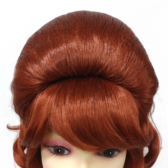 Auburn red retro 60s beehive wig - Picture 5 of 7